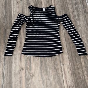 Top with shoulder cut out